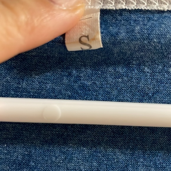 Amazon long sleeve - Picture 2 of 2